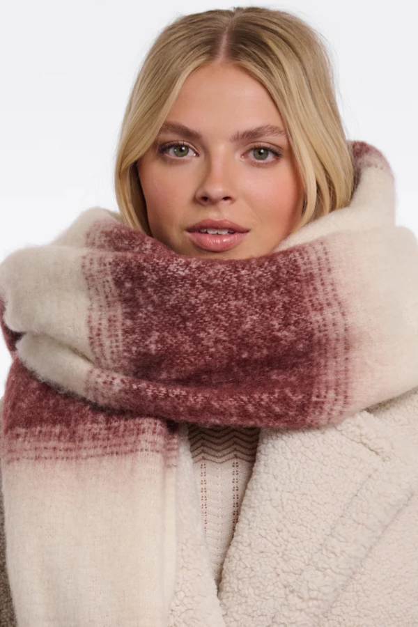 Erika Scarf