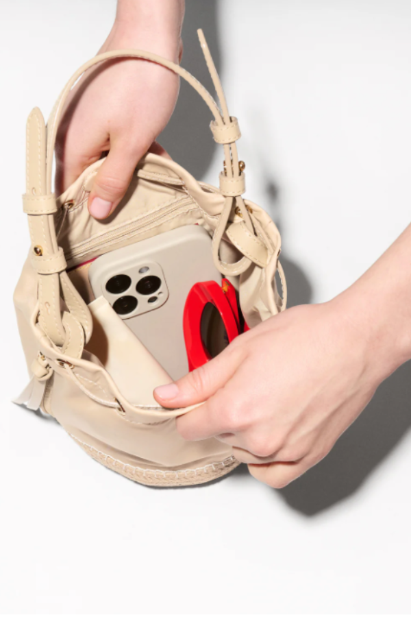 Wvrly Bucket