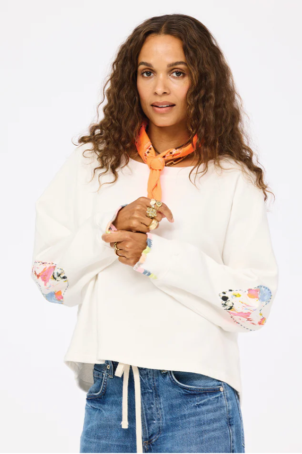 Studio Sweatshirt