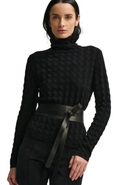 3D T-Neck