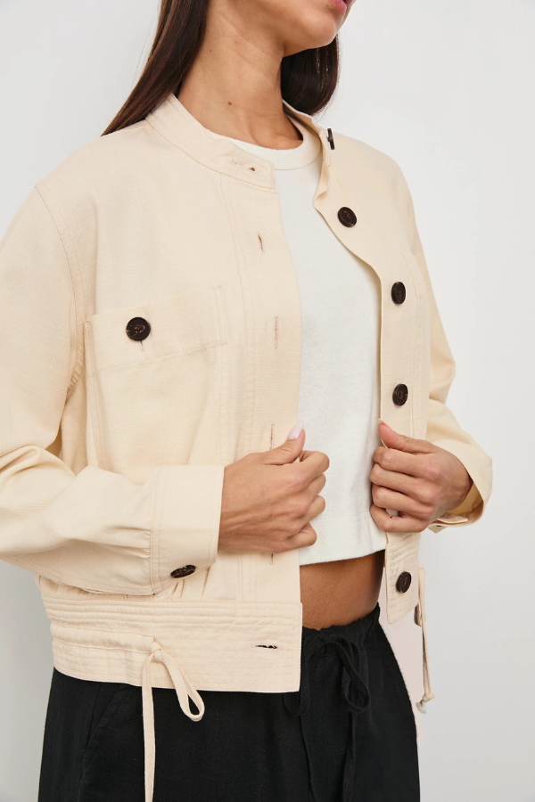 Alma Jkt