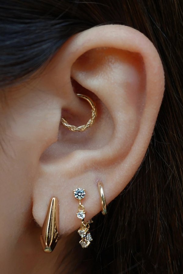 Lucy Chain Stud