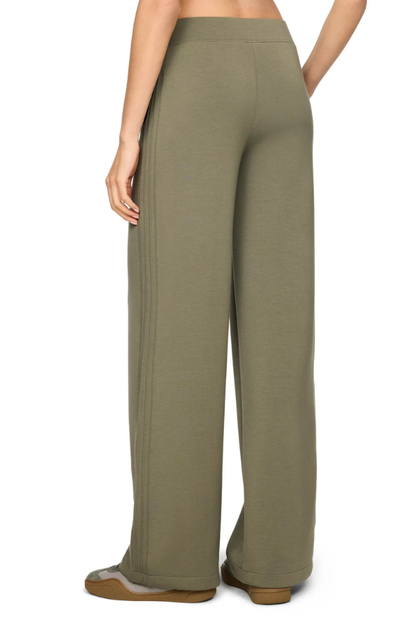 Pintuck Wide Leg Pant