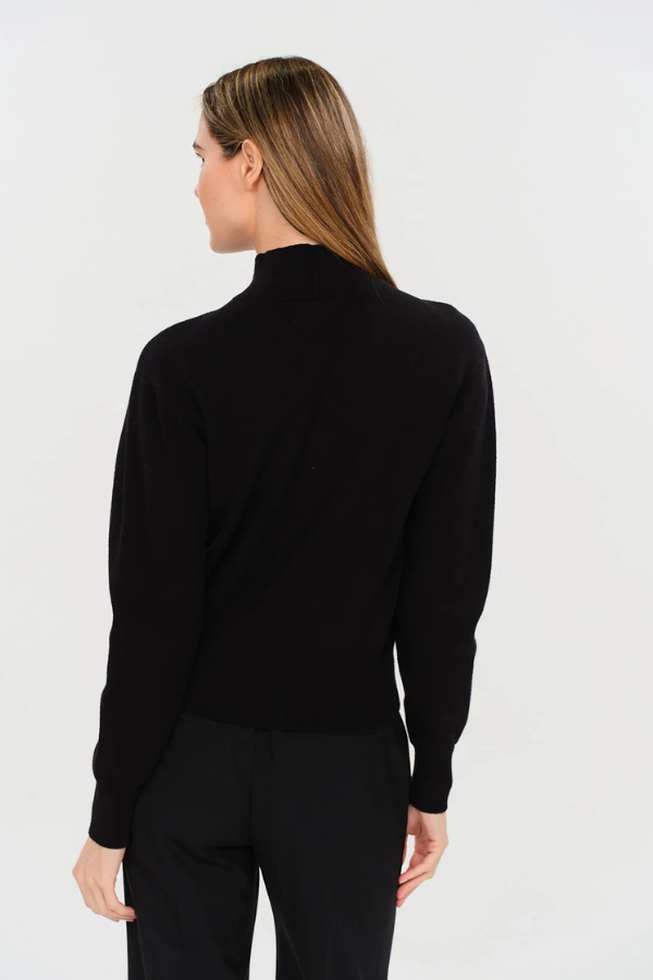 Taylor Key Hole Sweater