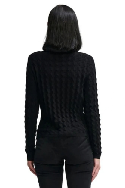 3D T-Neck