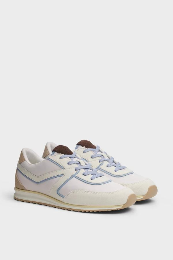 Retro Trainer
