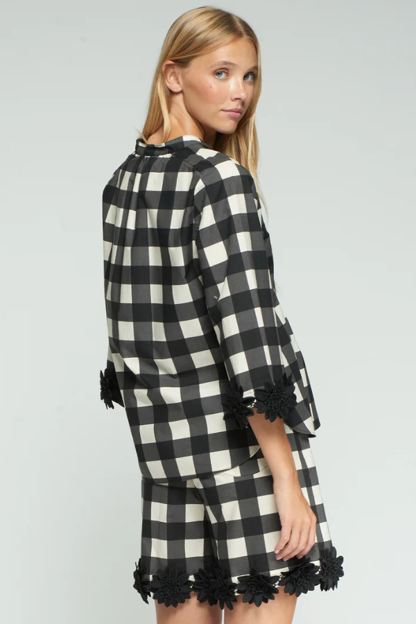 Blk/White Blouse