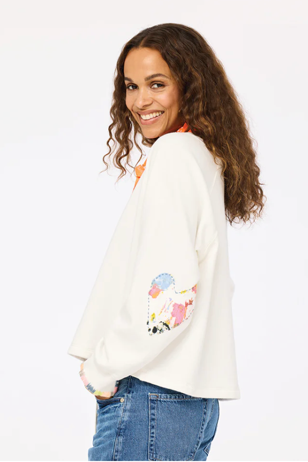 Studio Sweatshirt