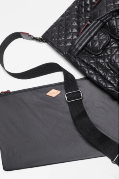 Metro Travel Tote